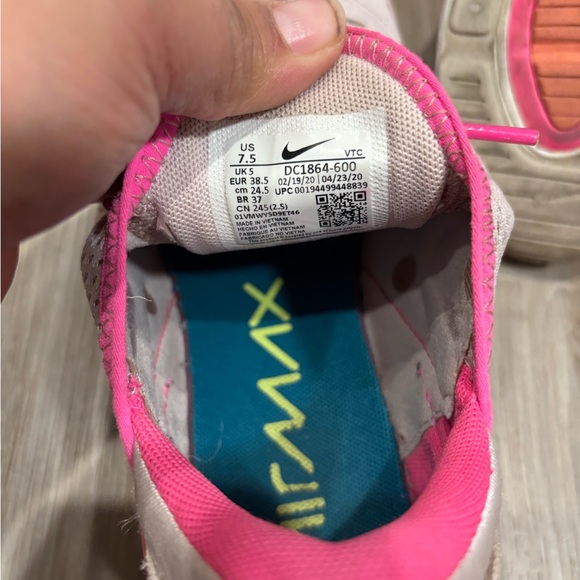 Sold - Picture 6 of 6